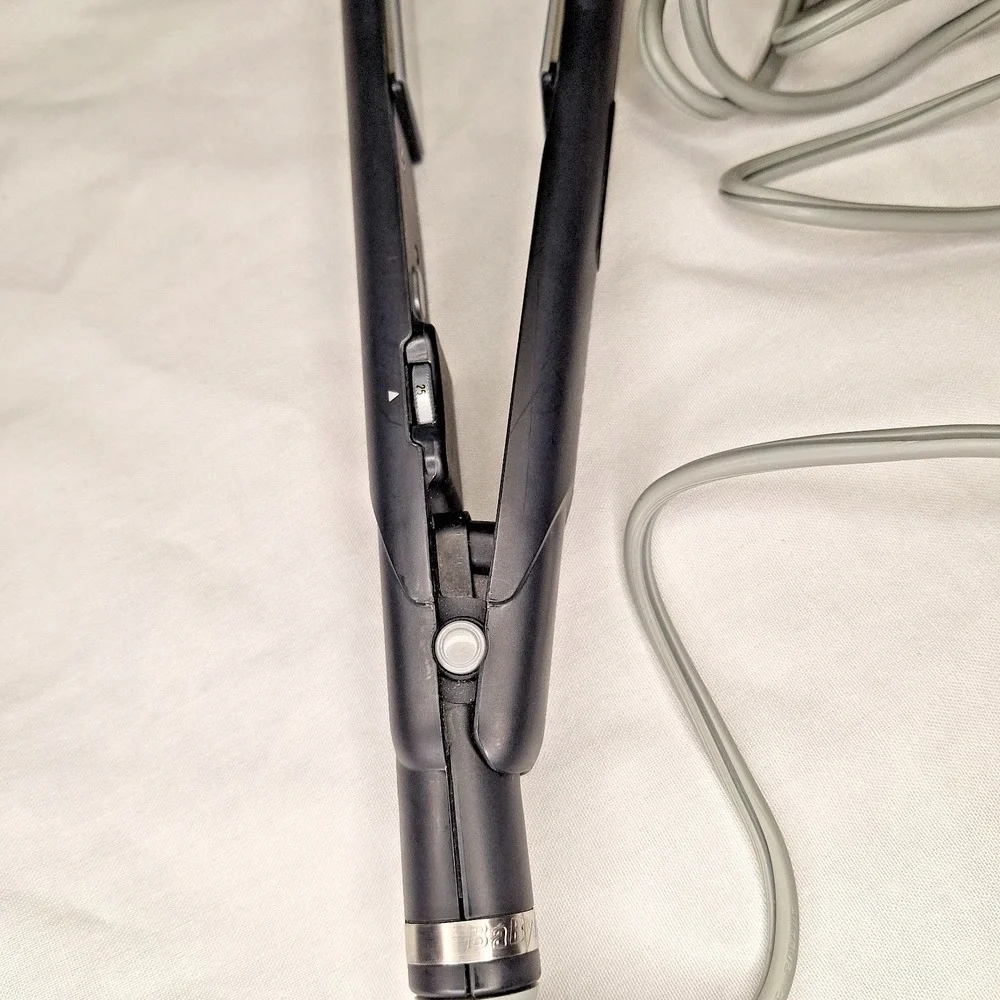 Babyliss Pro Titanium Xtreme Flat Iron Model BABTXBK9555X Black Tested